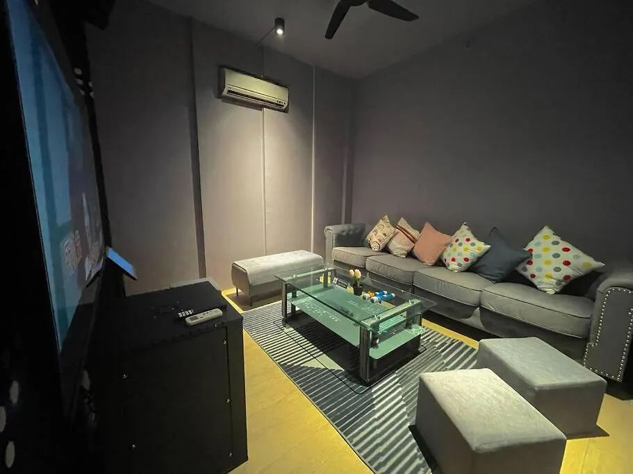 Cozy Sunny Home Bbq Steamboat Ktv Bukit Indah Jb Johor Bahru 0*,  Malaysia